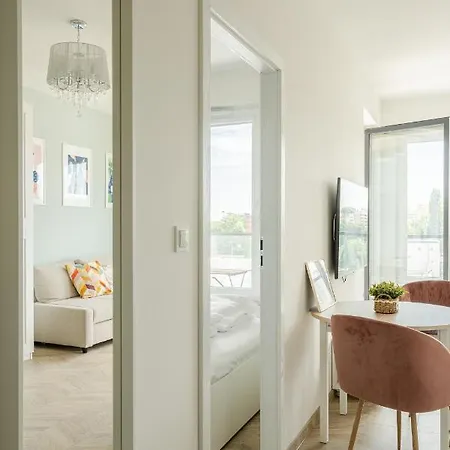 Apartament Rentplanet - Zajezdnia